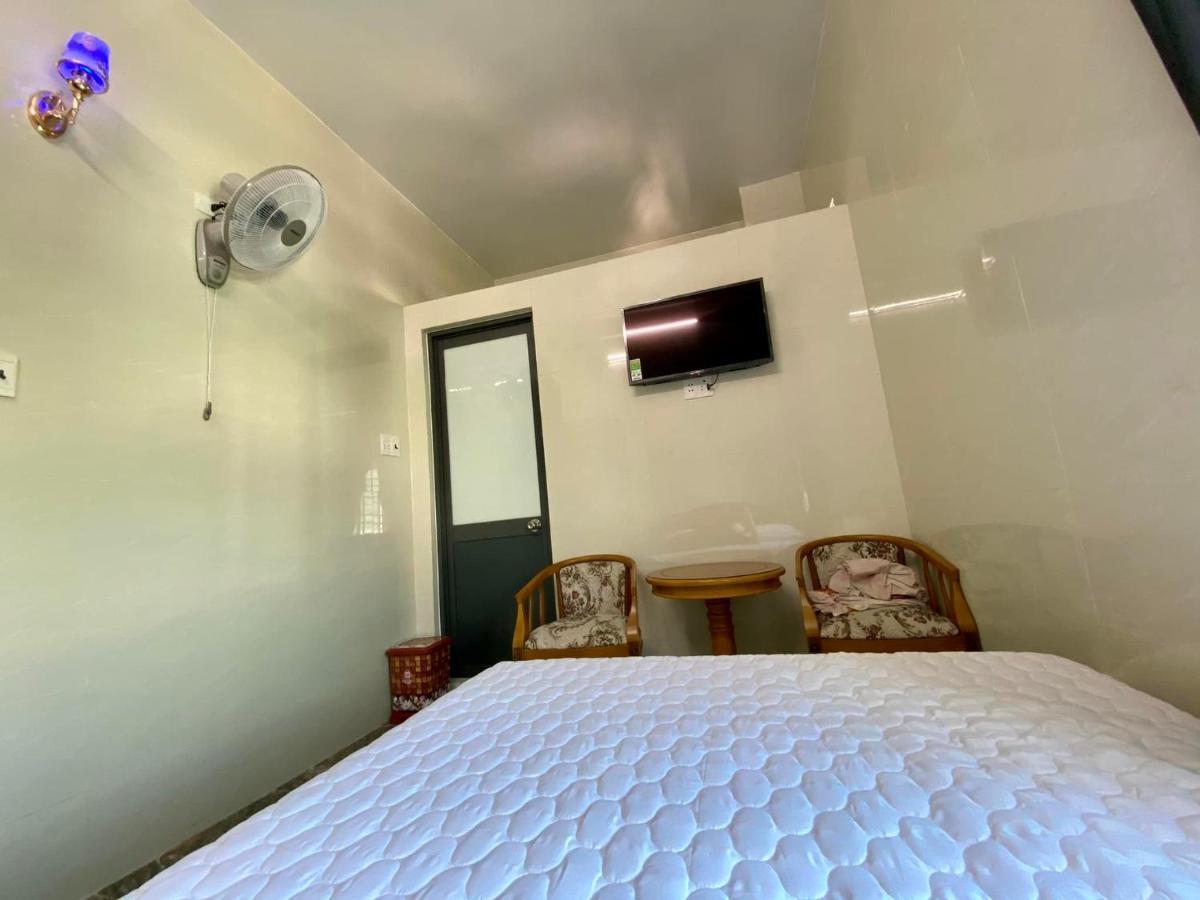 Nha Nghi Duy Tan Motel 140 Nguyen Du 0353007568 Quang Ngai Zewnętrze zdjęcie