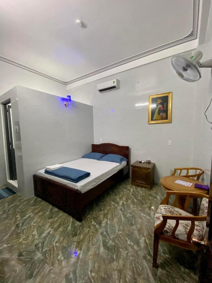 Nha Nghi Duy Tan Motel 140 Nguyen Du 0353007568 Quang Ngai Zewnętrze zdjęcie