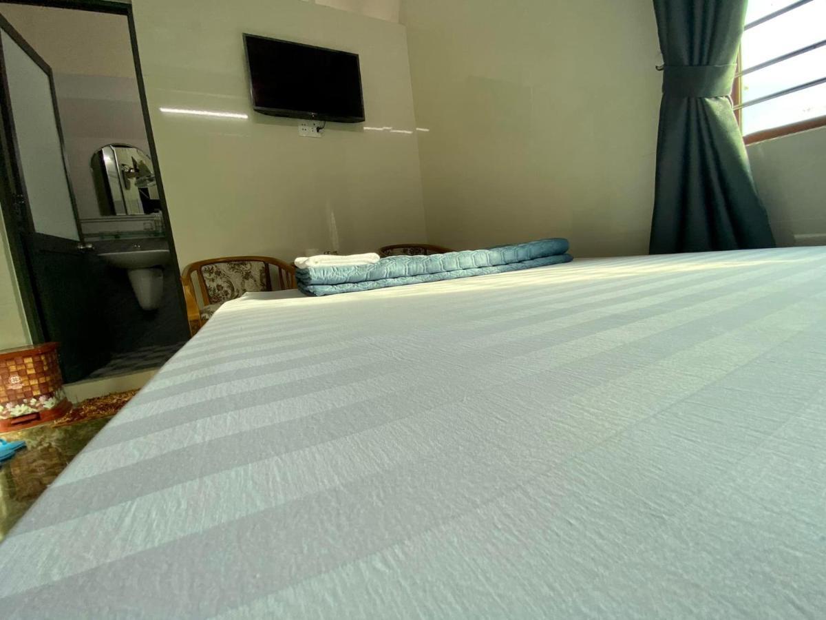 Nha Nghi Duy Tan Motel 140 Nguyen Du 0353007568 Quang Ngai Zewnętrze zdjęcie