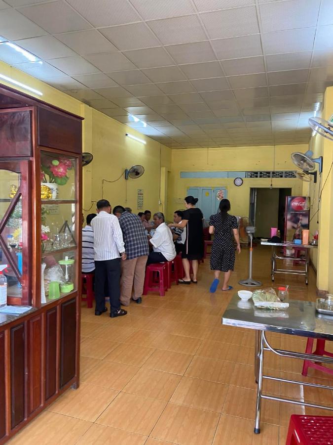 Nha Nghi Duy Tan Motel 140 Nguyen Du 0353007568 Quang Ngai Zewnętrze zdjęcie